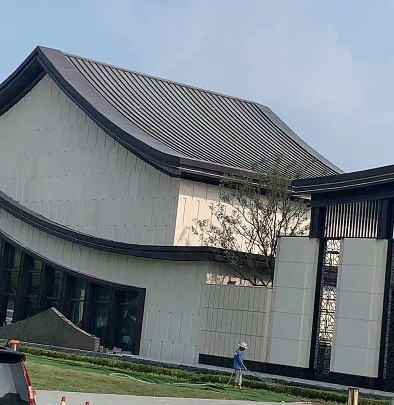 新疆金属屋面板的常见类型有哪些？